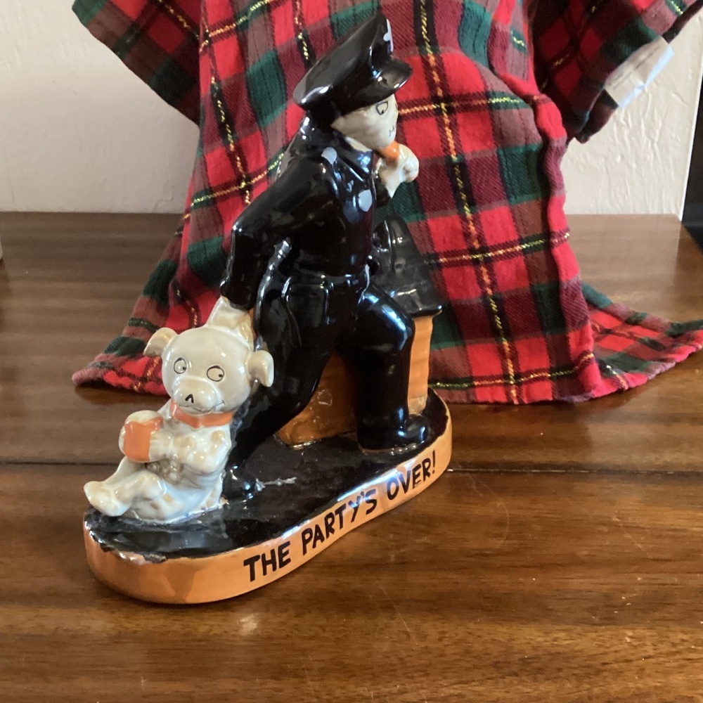 2016 Boney Bunch “The party’s over!” Statue
